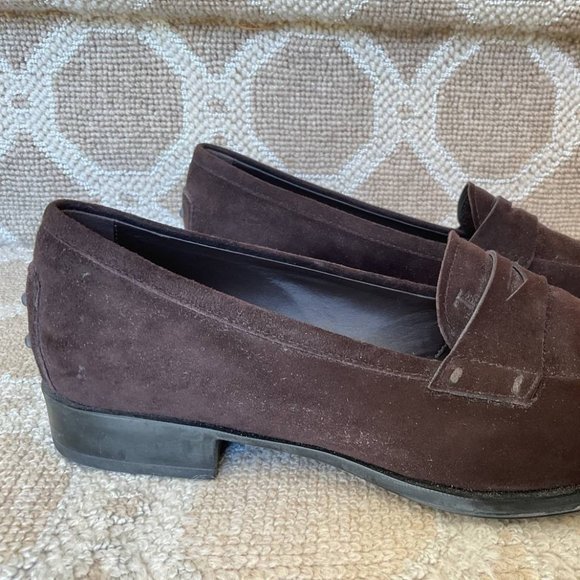 Tod's Classic Loafer - Picture 2 of 6